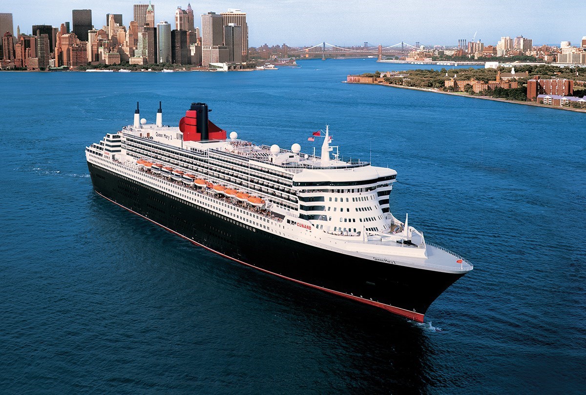 queen mary 2 cruise ship capacity