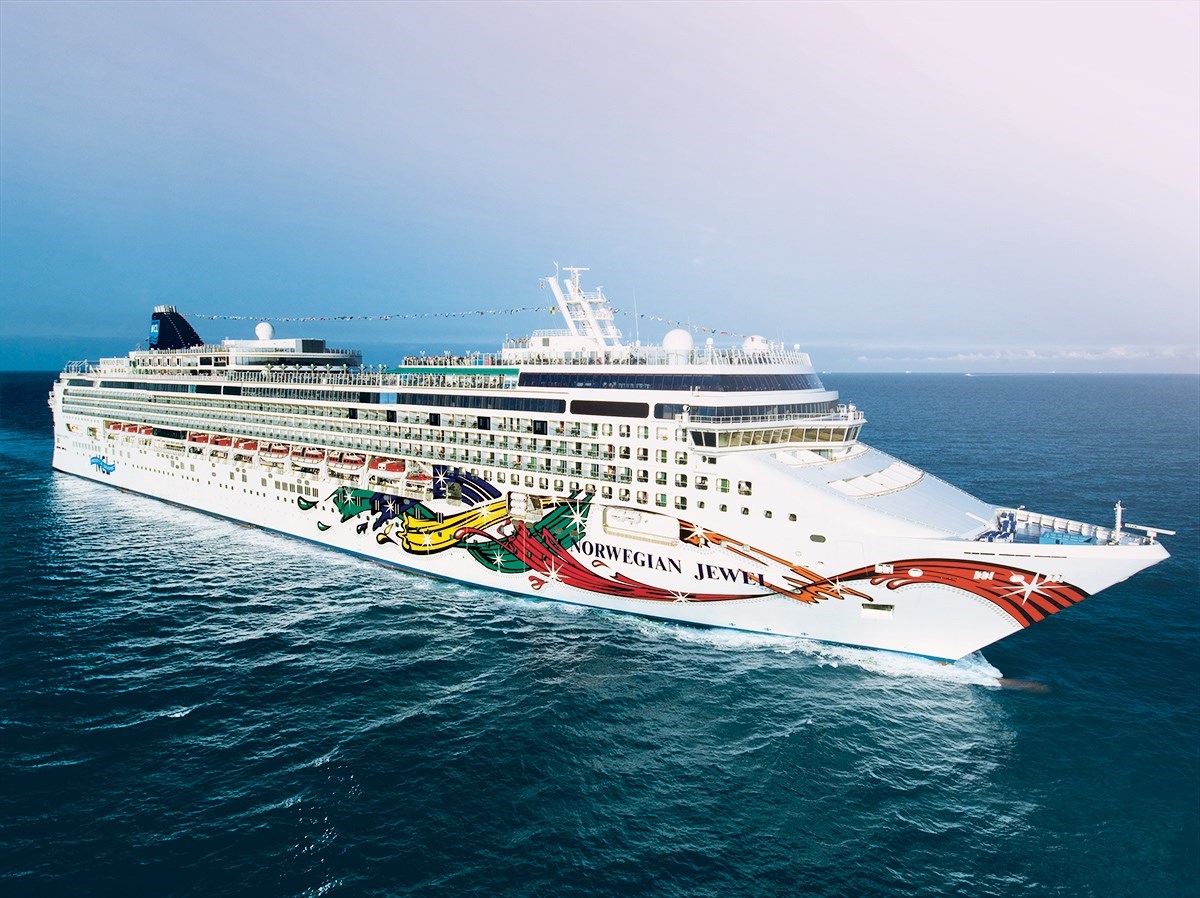 Norwegian Jewel Cruise Ship 2024 / 2025 NCL
