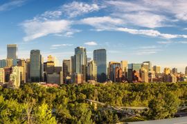 Canada Holidays - Calgary Skyline