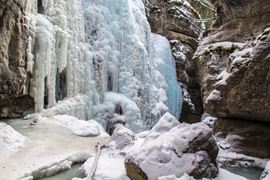 Canada Holidays - Magline Canyon Jasper,Frozen waterfall