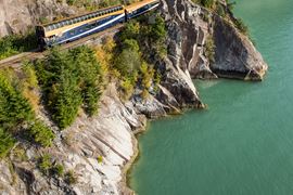 Canada Holidays - Rocky Mountaineer express2
